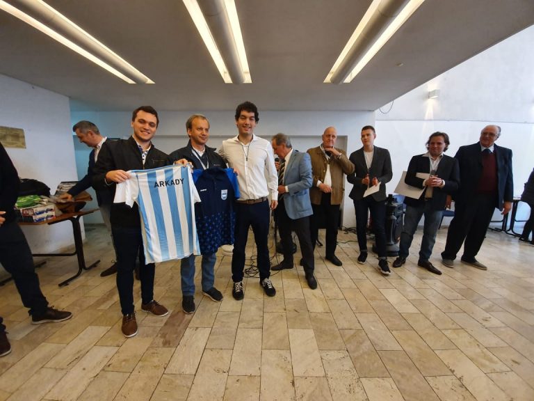 El presidente de FIDE visito la Federación Argentina de Ajedrez